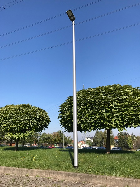 5m-Lichtmast-Alu-Laternenmast-konisch-Alumast