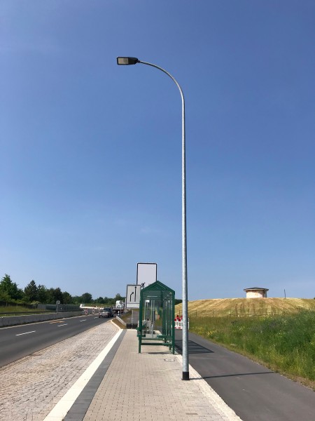 8m Peitschenmast Lichtmast Auslegermast