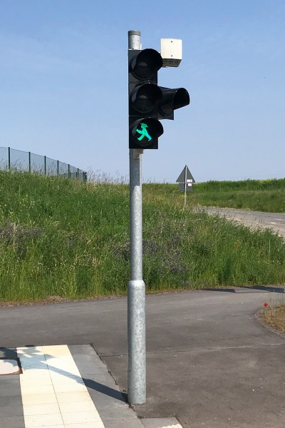 3,5 m Signalmast / Ampelmast mit SWARCO LED Ampel